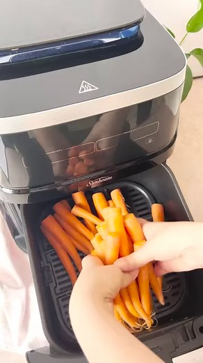 🚨 Introducing the brand NEW SteamFry Air Fryer Steam 🚨 The innovative SteamFry function means you can steam and air fry at the same time 😍 Enjoy making crunchy and tender meals for the entire family 🥳 | Sunbeam Australia and New Zealand