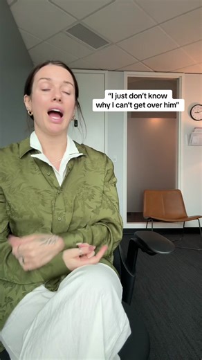 Understanding Complicated Grief in Therapy Sessions