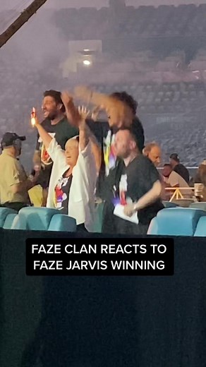 @fazeclan reacting to FaZa Jarvis winning his fight 🔥🔥🔥 @jarvis #faze #fazeclan #fazejarvis