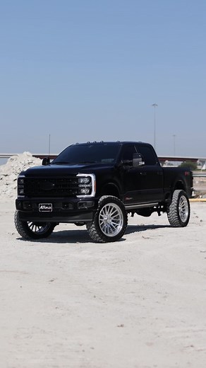 26x10” concave JTX om 40s lookin’ 🤌 on this brand new 2023 F250 from @Autoplex Customs #JTXForged #LiftedTrucks #2023SuperDuty