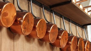 The Do’s and Don’ts of Shopping for Vintage Cookware, According to a Pro