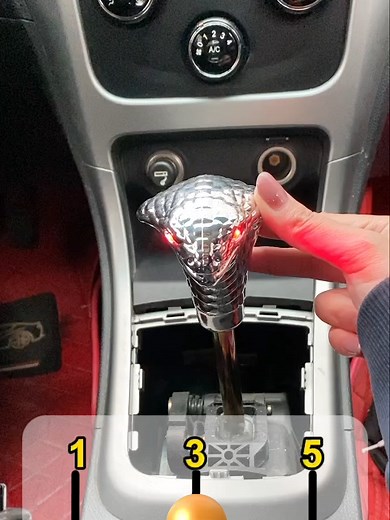 How to use car gears.#driving #skills #tips #knowledge #fpy