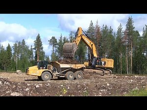 CAT 390F L | Loading two CAT 745 Articulated Haulers