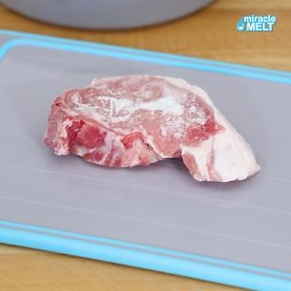 Always forgetting to get tonight’s dinner out the Freezer? With Miracle Melt you can safely defrost ANY frozen food in a FRACTION of the time! 🤩 | Must Have Ideas UK