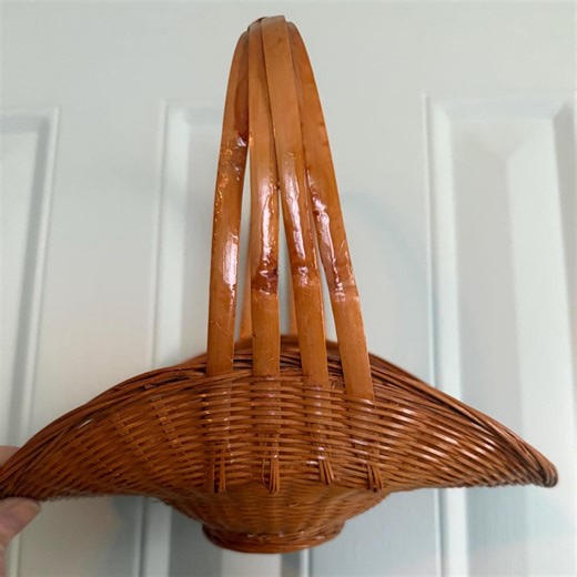 Vintage Flower Basket - Etsy