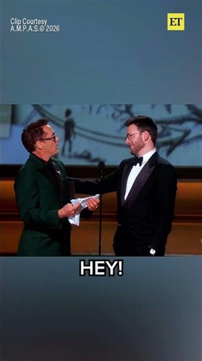 Channing Tatum brought✨magic✨ to Robert Downey Jr. and Chris Evans’ on-stage reunion at the #Oscars.