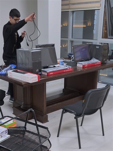 🌀SİSDEM-Fujitsu Simens P500 H61 🌀CPU - İntel Core i3 3.3GHz 4. 🌀Yaddaş- 500GB 100% 🌀RAM - 4GB / 32GB dəsdək DDR3 🌀Os - Windows 10pro 64x 🌀Manitor - 20inc Fujitsu HD LED versiya 🌀Klavuyatura,maus,kalonka, kavbellər, 3AY Zəmanət 🎁 🌀Wi-Fi Uzağdan tutan Fujitsu 🌀Mağzada satış Yoxlama otağ 🌀Naxçıvan,Rayonlarlar və Bakı Ərazisi Çatdırılma var.✅️ NAĞD 160₼ 😉🖥🇦🇿#keşfet #glowup #viraltiktok