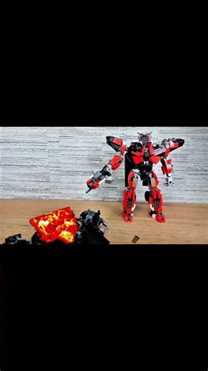 LEGO Sentinel Prime kills Ironhide (Transformers Dark of The Moon) Stop Motion