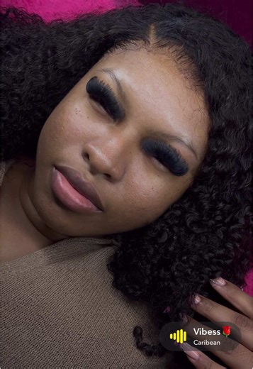 Luxury Mega Volume Lashes for Stunning Beauty