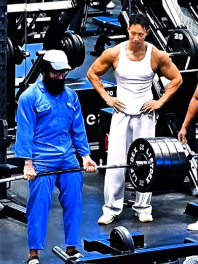 Janitor Strength is different #gym #prank #workout #fitness #gymtoks #anatoly
