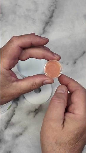 A quick look at the Phonak Drying Cup with Lid for Dehumidification of Hearing Aids