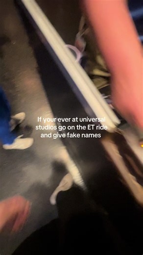 Explore Universal Studios: Ride ET with a Twist