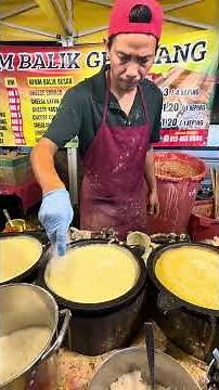 Sweet, Crispy & Irresistible! Traditional Apam Balik at Taman Connaught Night Market