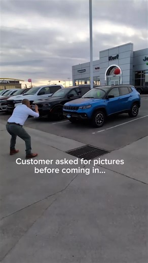 Best customer service around #jeep #trending #viral #dealershiptiktok #cardealership