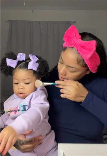 Doing my ONE year old daughter’s makeup 💄 #daughter #myla | Makeup