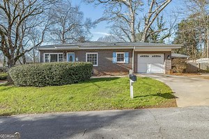 231 E Morgan St, Clarkesville, GA 30523 | Estately 🧡 | MLS# 10704724