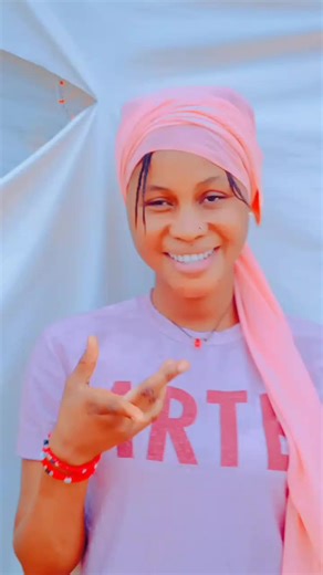 Vidéos de maya (@maya01944) avec son original - Aïcha la reine👸🏽❤️