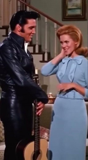 Elvis Presley Walks Into Bewitched… and Samantha Loses Her Magic 👑✨
