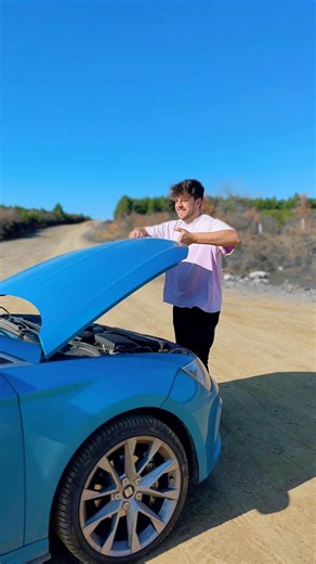 WHY WON’T THE CAR HOOD CLOSE? 283 #shorts