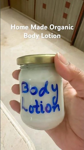 HOMEMADE ORGANIC BODY LOTION. DIY body lotion for winter.