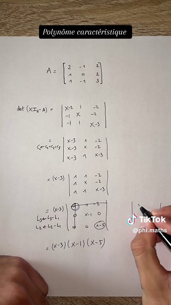 Calcul d'un polynôme caractéristique #maths #math #prepa #mpsi #pcsi #psi #mp #pc #l2 #terminale