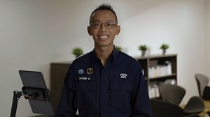 As a Senior Course Specialist with the Singapore Civil Defence Force, WO2 Nasiruddin Bin Ghaffor assists with the design of the 22-week leadership courses for SCDF Regulars and NSFs who will train to be full-fledged firefighters. He constantly explores training tools including animations, infographics, bite-sized videos and micro notes to unlock new and innovative ways of teaching. Watch this video to find out what song touches his heart the same way he hopes his lessons touch the hearts of his 