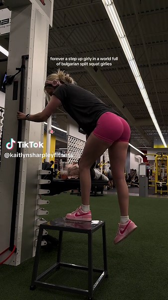 Step Ups for Glutes: Effective Exercise Routine