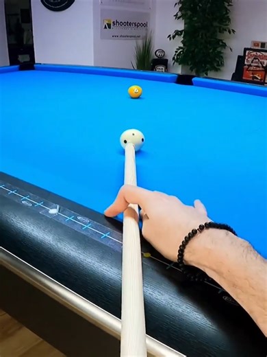 #aiming in #pool | Pool