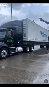 Another day another delivery. Walmart Distribution Center 💪🏽🚛#CoupleTruckers #TruckerLife #teamdrivers #businessowners #CDLLife | Sgm Logistic