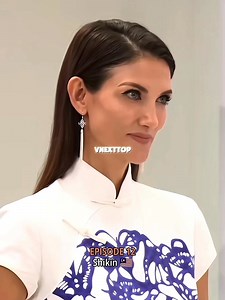 ANTM Season 5 talaga sinubaybayan ko from episode 1 hanggang finals. Imbyerna ako sa mga drama scene nila kaloka. Nanggigigil akes sa mga pshnia na si Tu at shikin haha kaya desurv ni Maureen ang panalo. 🏆 ctto: | John Kenneth Sevilla