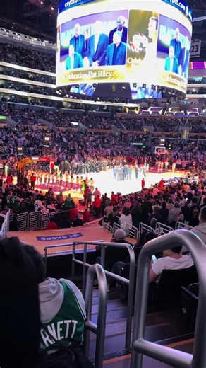 Pat Riley Statue Unveiled: Lakers vs Celtics Halftime Celebration