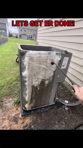 Dirty Condenser Coil Cleaning | Air Mechanics Heating & Cooling LLC