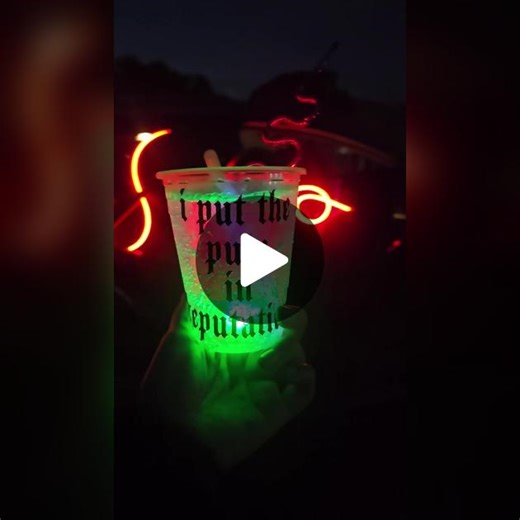 🖤The Coolest Swiftie Cup ever🖤 #eras #erastour #erastourmovie #taylorswift #tswift #swiftie #era #reputation #latinaswiftie #latina #latinaswifttok #rep #balloons #led lights #custom #custommade #customcups #cups #drank #drinks #party #fun #funny #erastourtaylorswift #cup #lights #cool #fyp #slo #slocounty