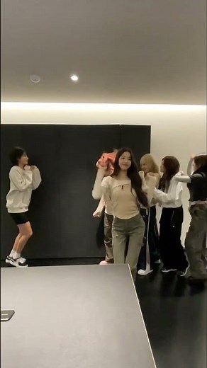 그냥 IVE 하자 💗✨️#EitherWaychallenge #이더웨이챌린지 #EitherWay #EitherWay #이더웨이 #IVE #아이브 #Shorts