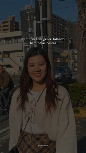 Maimi❤️ on Instagram: "Obrigada por fazerem parte da minha vida💕 🇺🇸 There are people who speak well of you behind your back. People who smile just by remembering you. People who hold, with care, what you once did for them. People who feel comforted simply by hearing your voice. Many are inspired by the way you face life. Some eyes light up when your name is mentioned. The way you love has been healing for some. Your care has touched more lives than you realize. 🇯🇵 陰であなたを悪く言う人がいる一方で、 陰であなたを褒