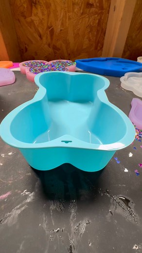 🐕 The making of a resin & crystal dog bone! It turned out better than I anticipated!!! ♥️ Resin: Bar Top Epoxy ❤️ Crystals: Erika's Classy Crystals 🎼 This video contains music from Shutterstock, licensed by Splice video editing app. ✨ #creatingart #resinart #resinartist #theresinhole #resin #resina #resine #resinartwork #resincraft #epoxyresinart #epoxyresin #pouringresin #resinpour #demoldingresin #demoulage #stones #rocks #crystals #dog #doggie #dogbone #fypシ゚viralシ #Atlanta #1000hashtags | 