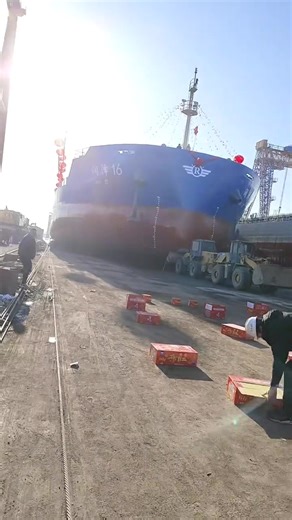 New Ship Launch: Innovations in Shipbuilding Techniques