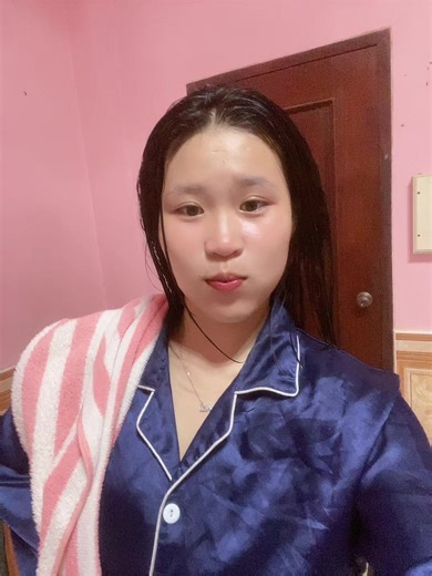 Nim Nim (@nim.nim717)’s videos with เสียงต้นฉบับ - โชเล่ย์ ชคัทพล
