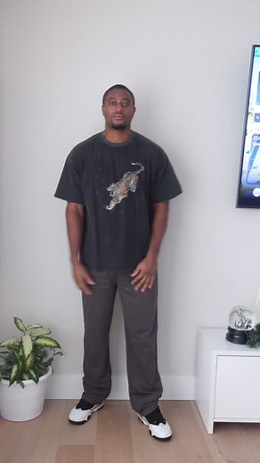 Vasia Kabba on Instagram: "Get ready with me for my chest workout outfit by @jed_north CODE:VASSIA15 to get your 15% off LIKE, comment, share, save, and repost your favourite slide 😍 . . . . . . . . #explore #muscles #chocolate #men #blackmen #blackhealth #damn #shirtlessmen #shirtlessguys #damn #lawd #lawdhavemercy #muscles #muscular #body #bodypositive #bodybuilding #bodysculpting #bodygoals #goals #fitness #fitnessmotivation #fitnessmodel #modeling #malemodel #blackmodels #blackskin #shoulde