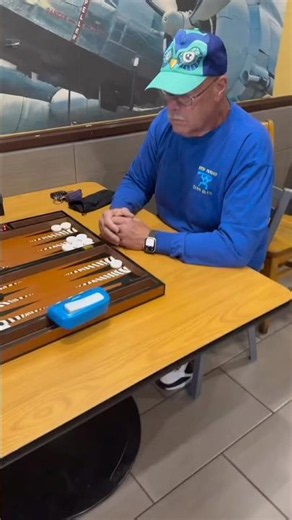 Stewart vs Harut - EPIC #Backgammon CLASH [Jonathan Adler board]! 🎲🎲