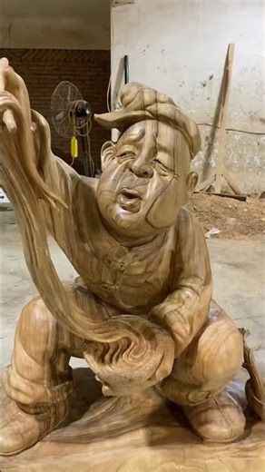 Amazing Wood Carving 😍 Smoking Man Statue Transformation 🪵🔥 Creative Art Skills