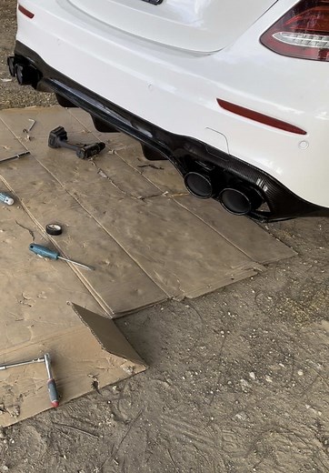 E-Class Benz Diffuser and Front Lip Installation Guide