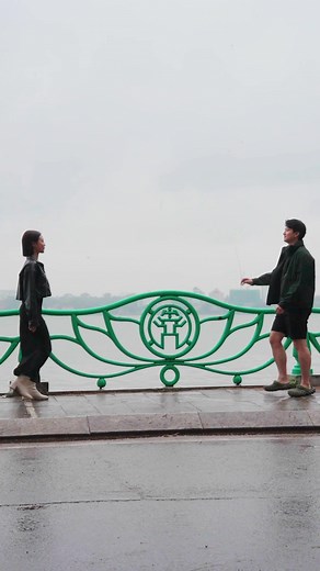 Hai anh em Bách Thú đu trend :)) Chờ mọi người vào thứ 5 thứ 6 tuần này nha. #cachem1milimet #huynhanh | Huỳnh Anh