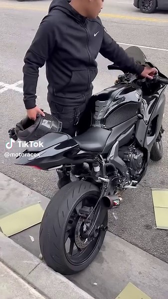 Yamaha R7 Engine Sound Experience
