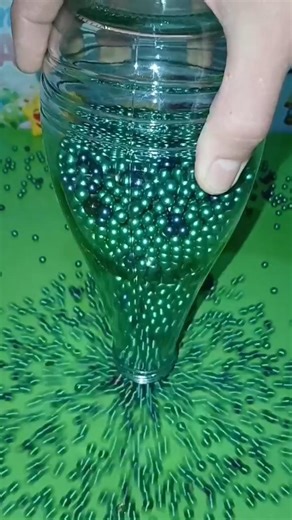 Looping Beads Motion – Calm Down Fast