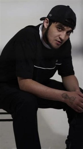 Asl Wayne on Instagram: "Aslwaynee❤️ . . . . . . . . . . . . . . #🎂要怎麼不經意的讓另一一半看到這篇文👀 儀式感滿滿🈵🔜蛋糕小熊蠟燭旋轉褸盒🕯️ 嘿~閉上眼睛～許個願吧✨ 希望你的願望會實現 （偷偷按下機關）有我幫你準備的小驚喜唷 ⚠️ 商品是蛋糕小熊機關盒 沒有附戒指💍禮物要自己準備唷 流行周邊好物推薦搜尋 ✨ 玩具公仔搜尋🔍 寵物周邊搜尋 🔍 勗新商品資訊請看限時動態精選💭 下單方式🛒 🔜留言”+1；小編火速回覆你下單資訊 🔜留言”+1； 小編火速回覆你下單資訊 可自行截圖商品私訊購買‼️ 付款方式 台灣地📦匯款、ATM轉帳（可無摺）、街口支付 支持全球順豐配送🌍微信、支付寶收款 國外配送約2週左右 因天氣、不可控因素可能延誤 能接受再下單🗳️可詢問客服配送進度."