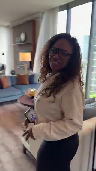 Kandi Burruss gives a tour of her luxury hotel suite for her birthday trip in Bangkok