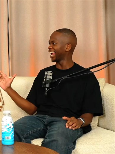 All my iPhone users, come to the front and defend your honour. Do you agree with Lebo or there's no grounds for his arguement? New episode out now on Apple Podcasts and Spotify🎙️ Title: Why Partners Check Your Phone (Toxicity Vs. Fear) 🌿🫰🏽
