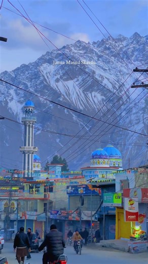 The Stunning Mosque in the Middle of Nowhere