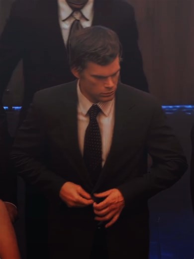 Dexter cleans - 4k quality #fyp#dexteredit#wasted#lapassion#brian#travis#dexter#foryou#killer#bayharbor#foryoupage